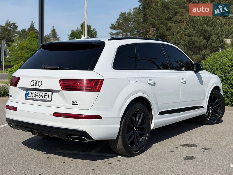 Внедорожник / Кроссовер Audi Q7 2016 в Киеве