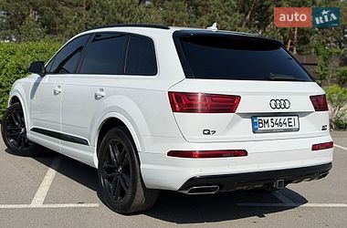 Внедорожник / Кроссовер Audi Q7 2016 в Киеве