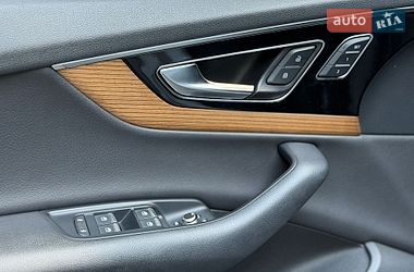 Внедорожник / Кроссовер Audi Q7 2016 в Киеве