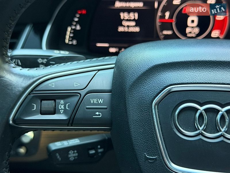 Внедорожник / Кроссовер Audi Q7 2016 в Киеве