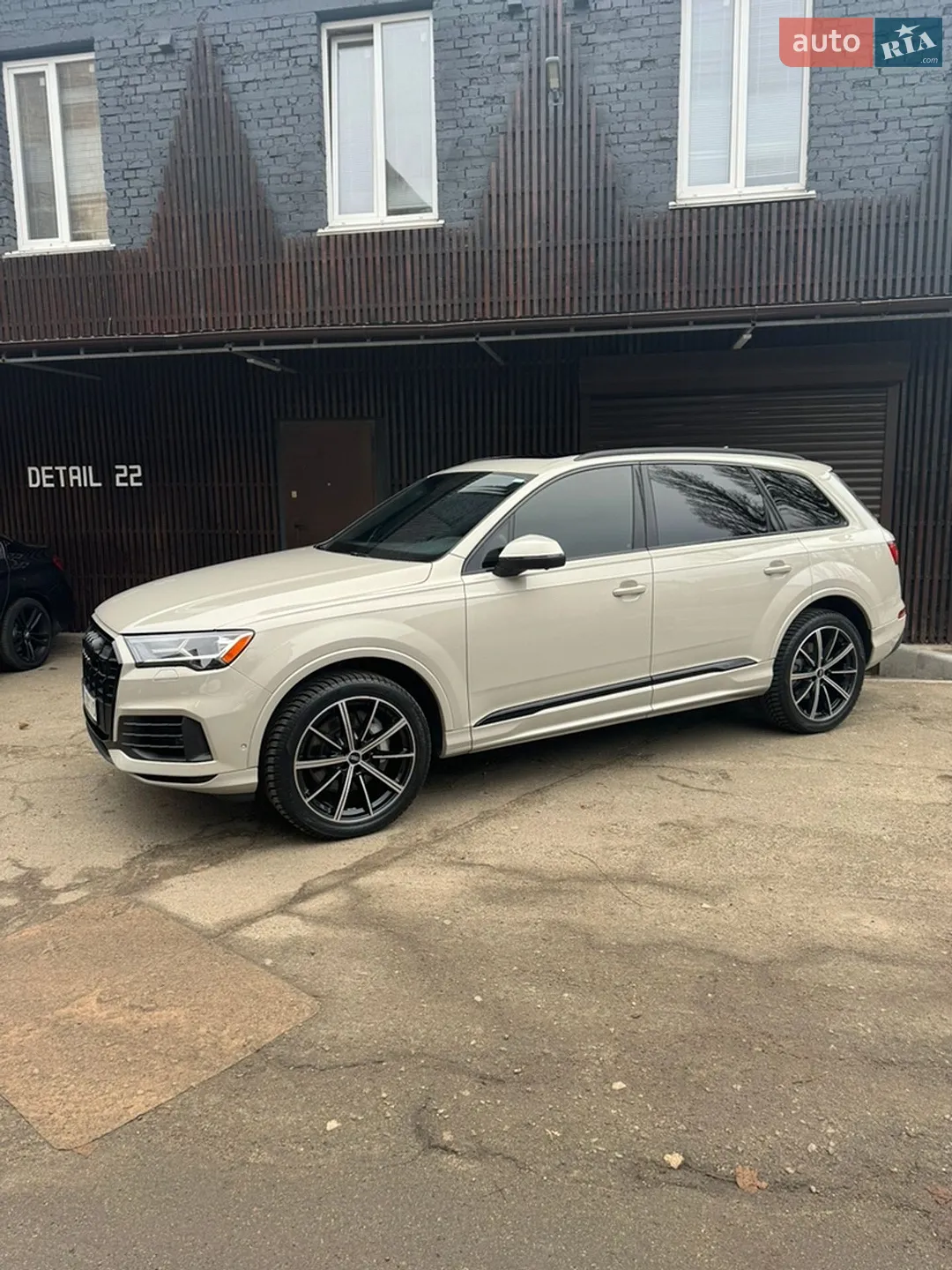 2020 Audi Q7 - фото 1