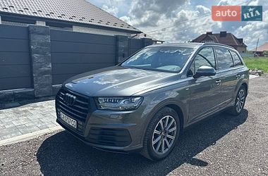 Позашляховик / Кросовер Audi Q7 2018 в Умані