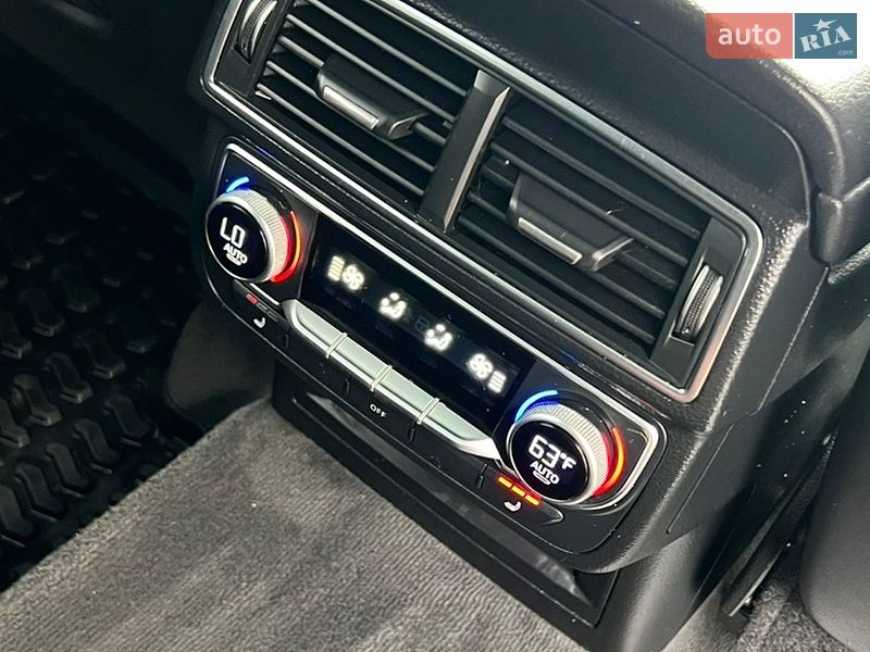 Позашляховик / Кросовер Audi Q7 2017 в Одесі