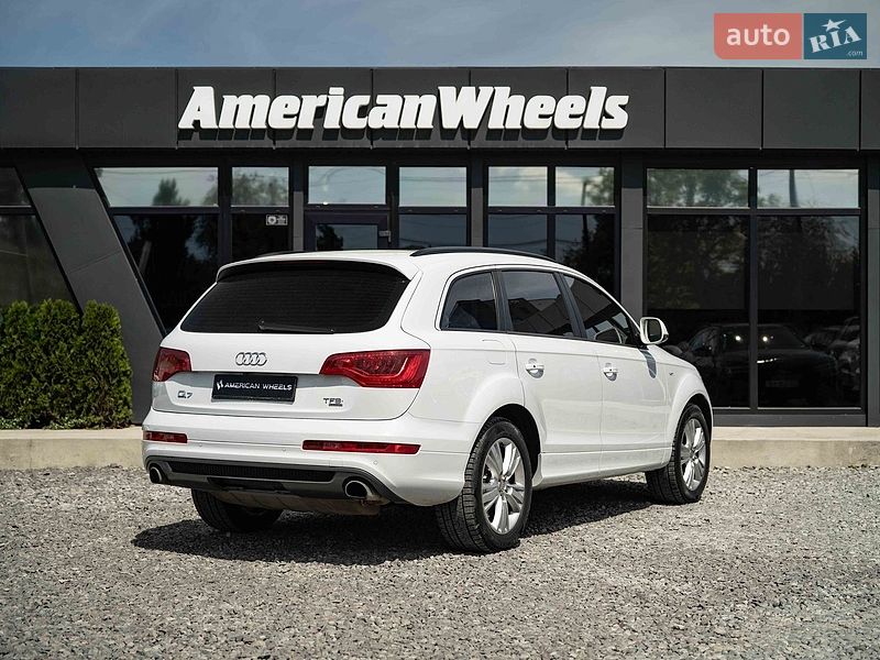 Внедорожник / Кроссовер Audi Q7 2013 в Черновцах