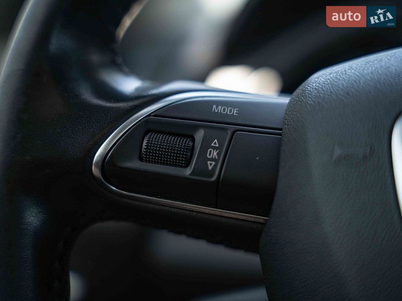 Внедорожник / Кроссовер Audi Q7 2013 в Черновцах