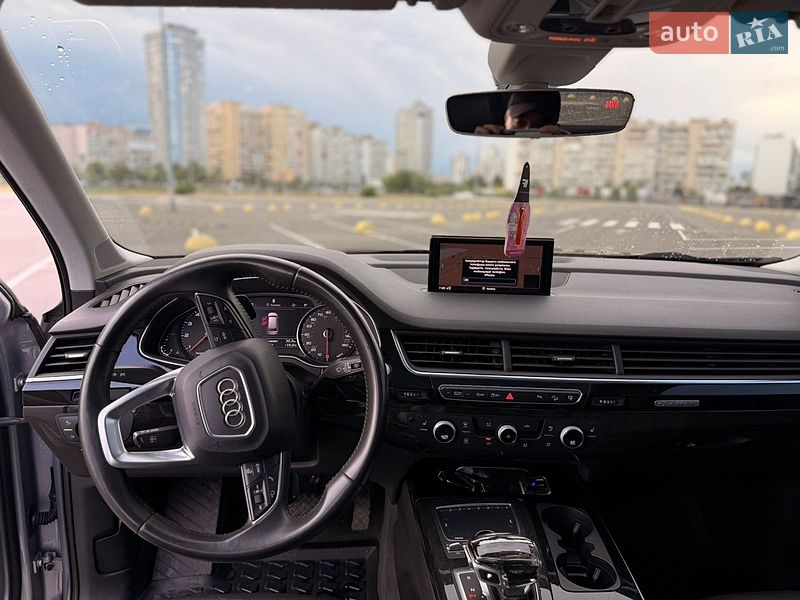 Позашляховик / Кросовер Audi Q7 2015 в Києві фото 27 Позашляховик / Кросовер Audi Q7 2015 в Києві