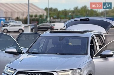 Позашляховик / Кросовер Audi Q7 2015 в Києві фото 31 Позашляховик / Кросовер Audi Q7 2015 в Києві