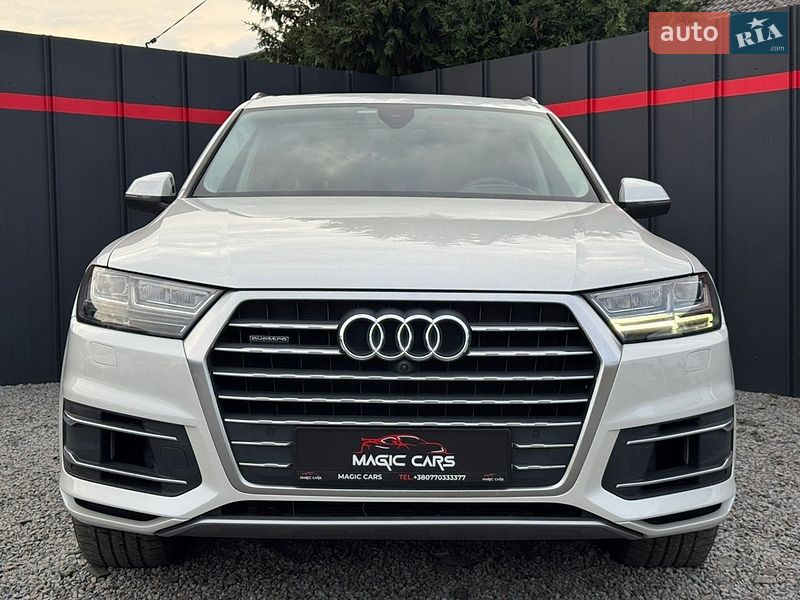 Внедорожник / Кроссовер Audi Q7 2016 в Луцке