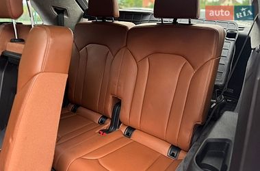 Внедорожник / Кроссовер Audi Q7 2016 в Луцке
