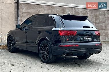 Внедорожник / Кроссовер Audi Q7 2018 в Николаеве