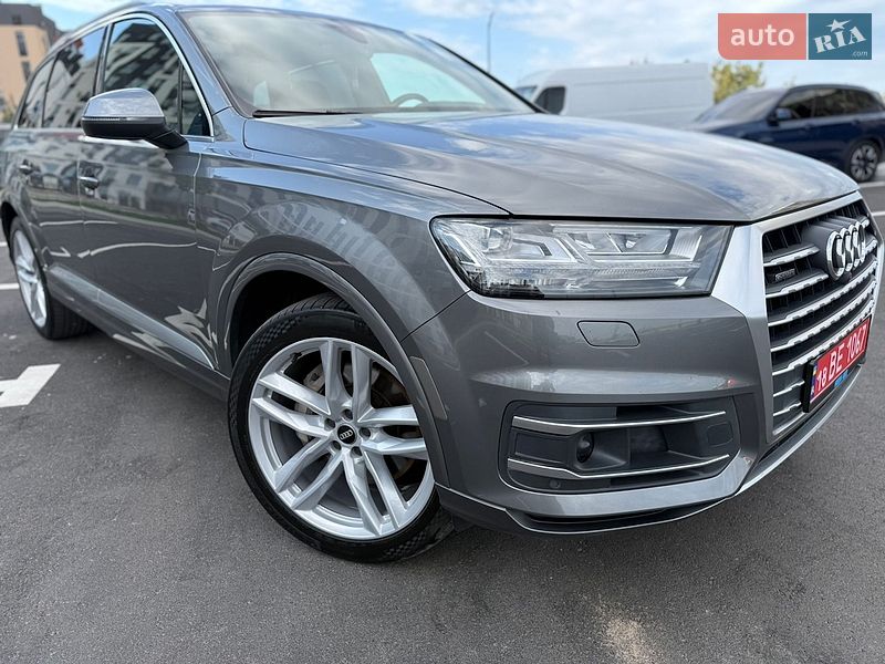 Внедорожник / Кроссовер Audi Q7 2016 в Ровно