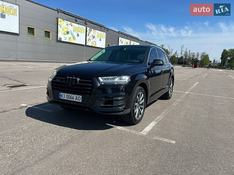 Позашляховик / Кросовер Audi Q7 2019 в Києві