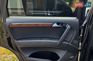 Внедорожник / Кроссовер Audi Q7 2013 в Снигиревке