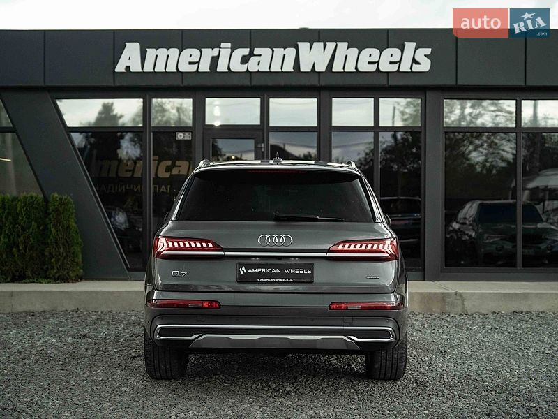 Внедорожник / Кроссовер Audi Q7 2020 в Черновцах