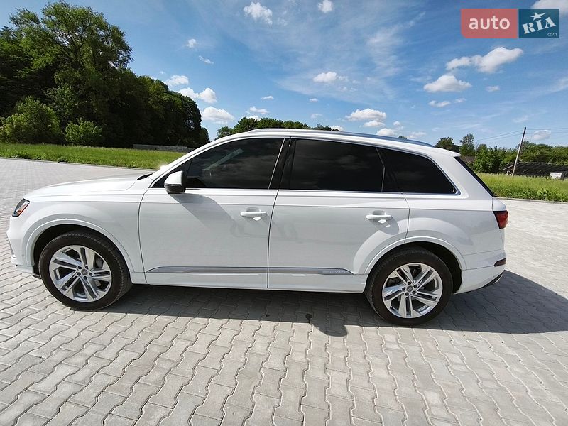 Внедорожник / Кроссовер Audi Q7 2020 в Тернополе