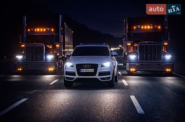 Внедорожник / Кроссовер Audi Q7 2013 в Новояворовске