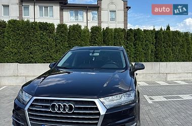 Позашляховик / Кросовер Audi Q7 2015 в Рівному