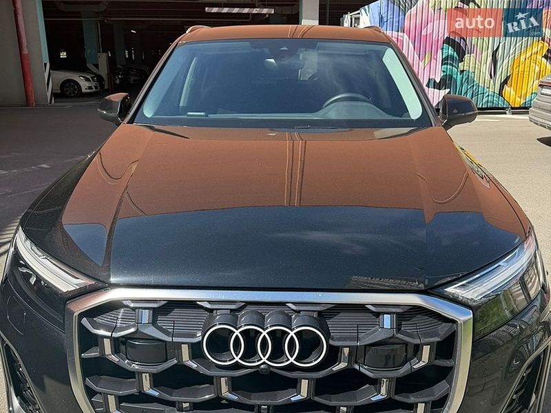 Позашляховик / Кросовер Audi Q7 2025 в Києві