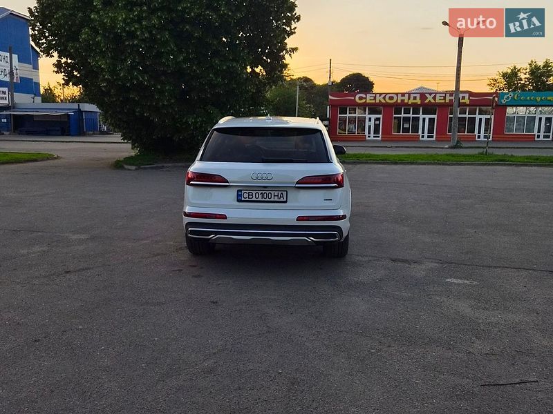 Позашляховик / Кросовер Audi Q7 2023 в Києві