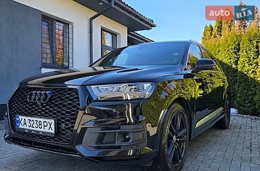 Внедорожник / Кроссовер Audi Q7 2016 в Киеве