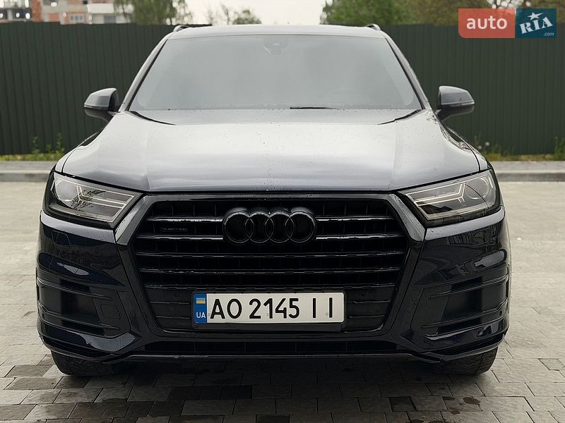 Внедорожник / Кроссовер Audi Q7 2017 в Львове