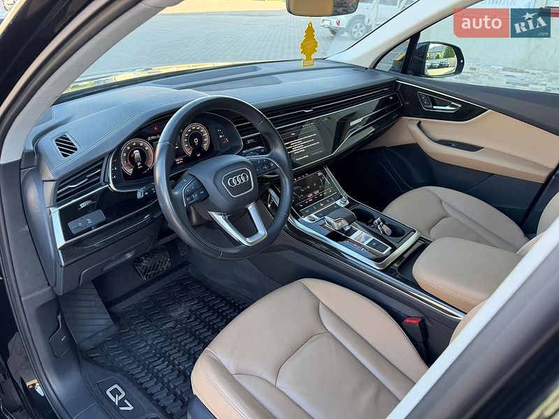 Внедорожник / Кроссовер Audi Q7 2023 в Луцке