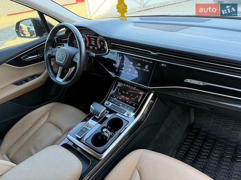 Внедорожник / Кроссовер Audi Q7 2023 в Луцке