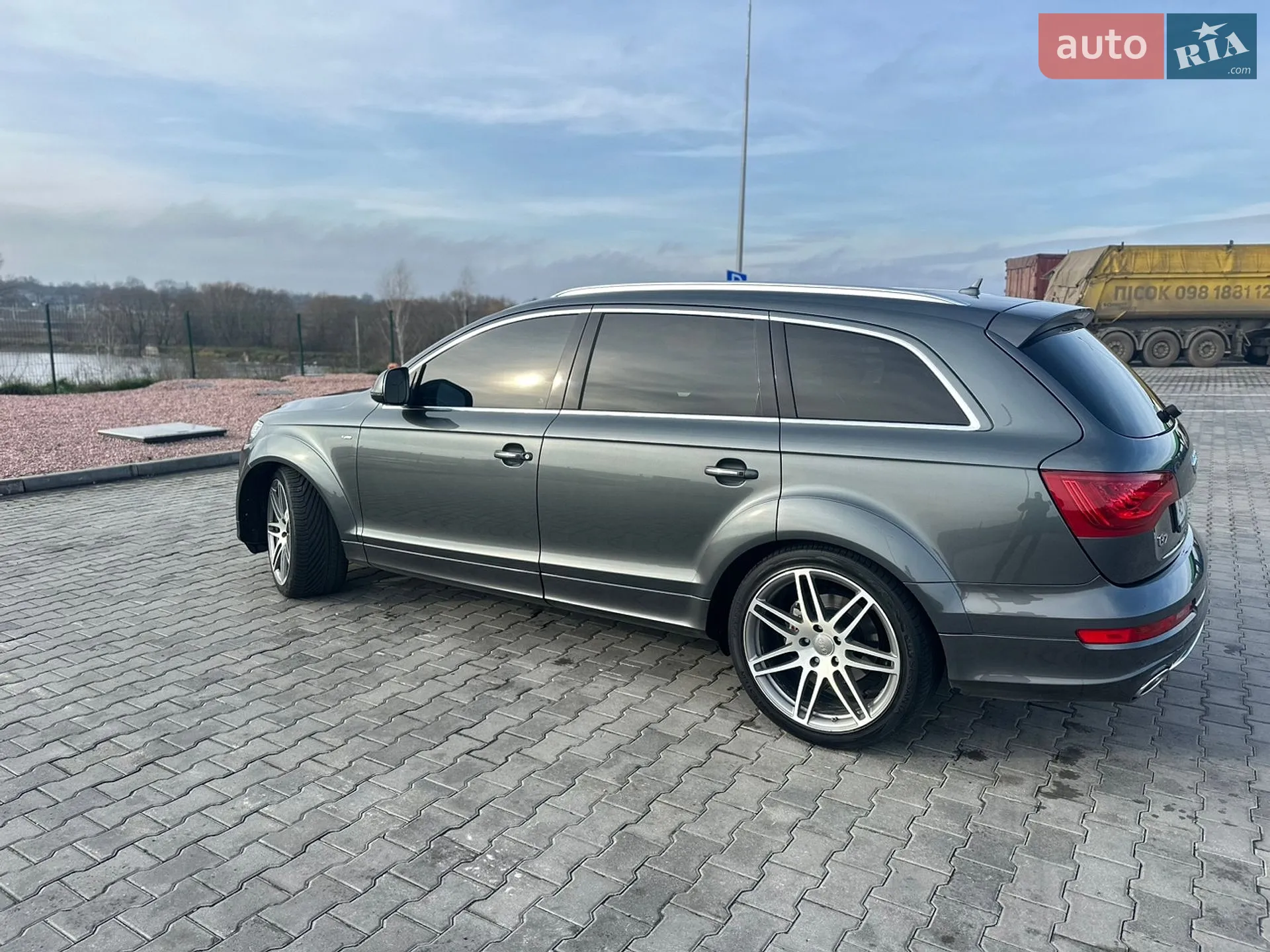 2015 Audi Q7 - мініатюра 8