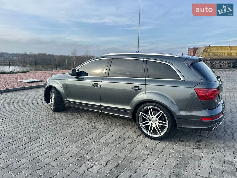 Внедорожник / Кроссовер Audi Q7 2015 в Виннице