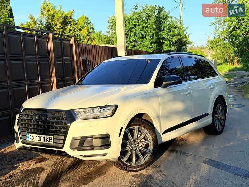 Audi Q7 2016