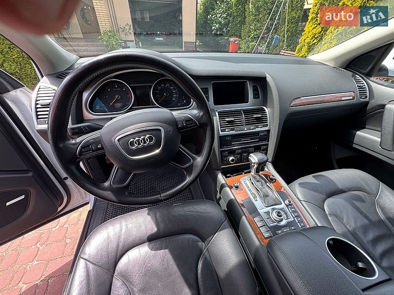 Внедорожник / Кроссовер Audi Q7 2013 в Камне-Каширском