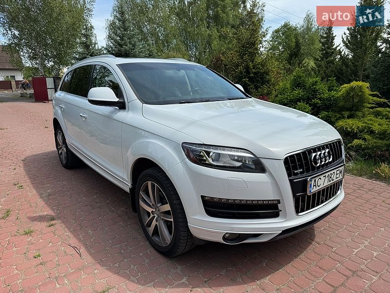 Внедорожник / Кроссовер Audi Q7 2013 в Камне-Каширском