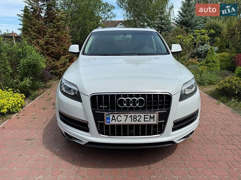 Внедорожник / Кроссовер Audi Q7 2013 в Камне-Каширском