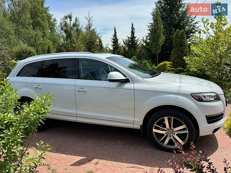 Внедорожник / Кроссовер Audi Q7 2013 в Камне-Каширском