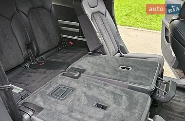 Внедорожник / Кроссовер Audi Q7 2015 в Киеве