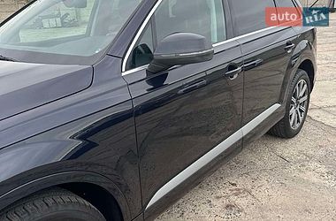 Внедорожник / Кроссовер Audi Q7 2017 в Владимире