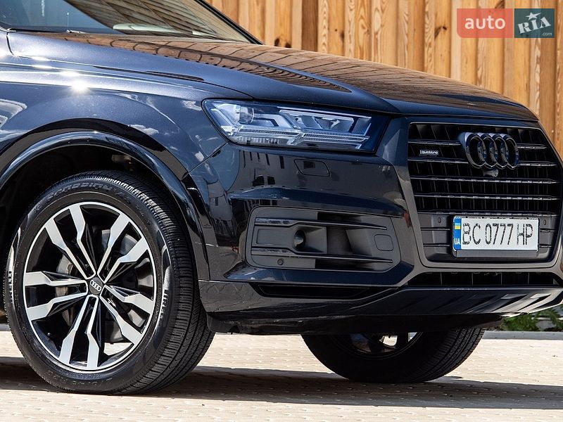 Внедорожник / Кроссовер Audi Q7 2017 в Львове