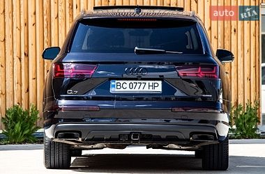 Внедорожник / Кроссовер Audi Q7 2017 в Львове