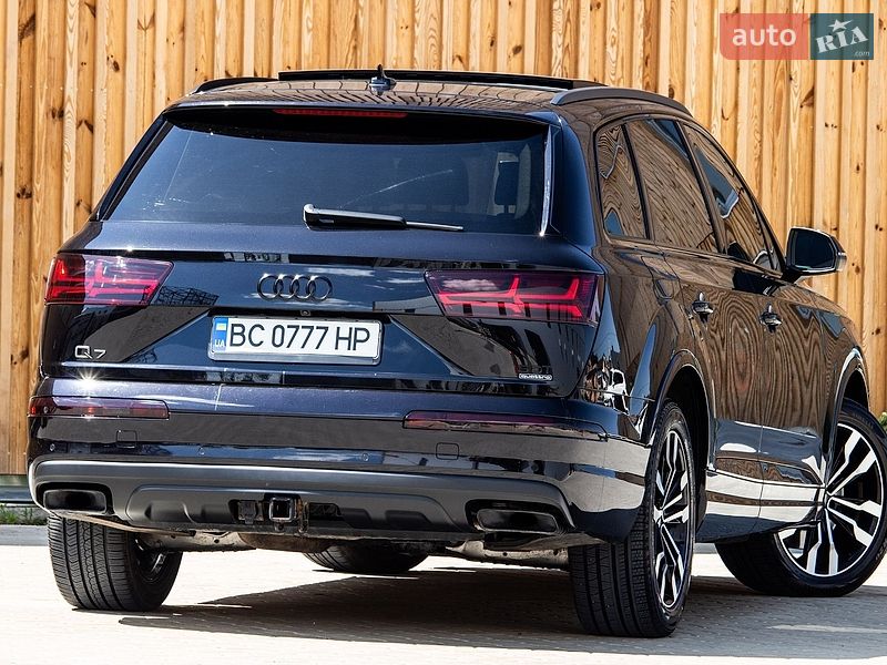 Внедорожник / Кроссовер Audi Q7 2017 в Львове