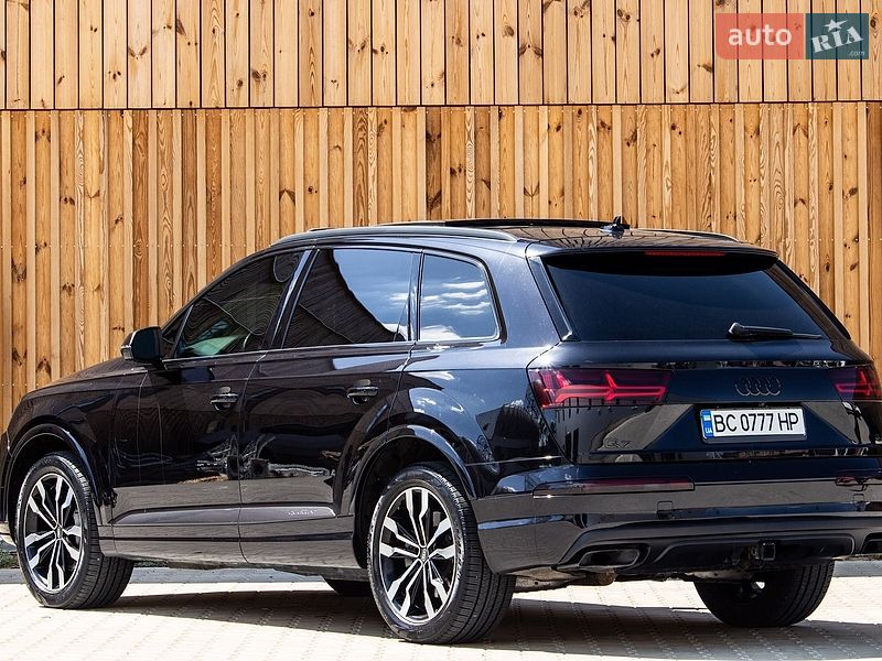 Внедорожник / Кроссовер Audi Q7 2017 в Львове