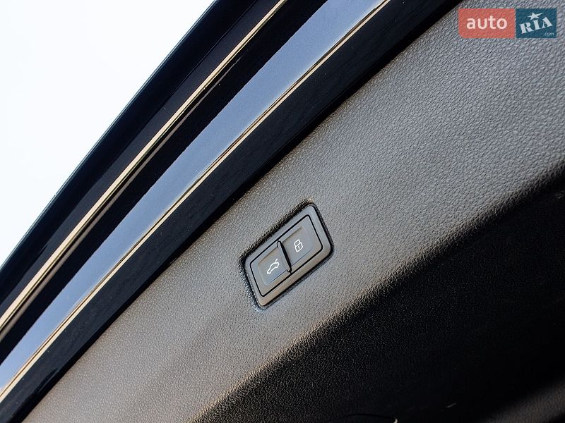 Внедорожник / Кроссовер Audi Q7 2017 в Львове