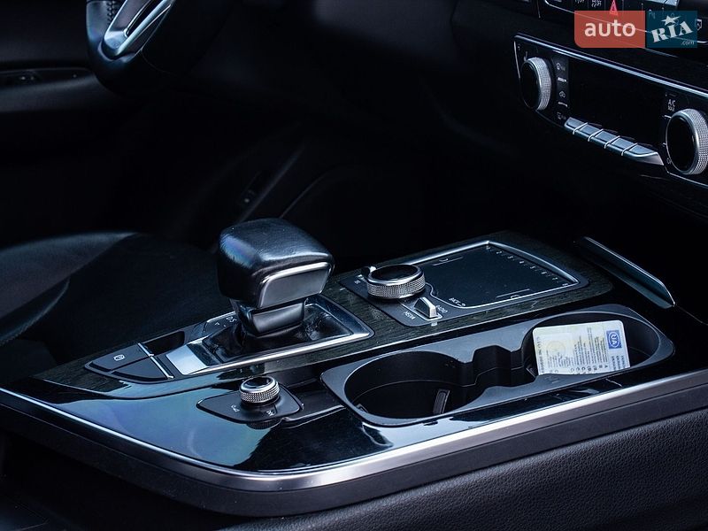 Внедорожник / Кроссовер Audi Q7 2017 в Львове