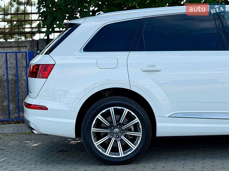 Внедорожник / Кроссовер Audi Q7 2017 в Тернополе