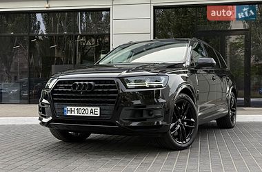 Внедорожник / Кроссовер Audi Q7 2017 в Одессе