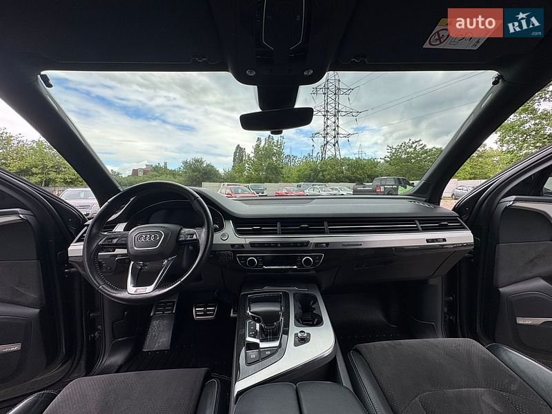 Внедорожник / Кроссовер Audi Q7 2018 в Харькове