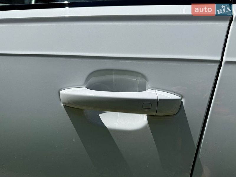 Позашляховик / Кросовер Audi Q7 2020 в Одесі