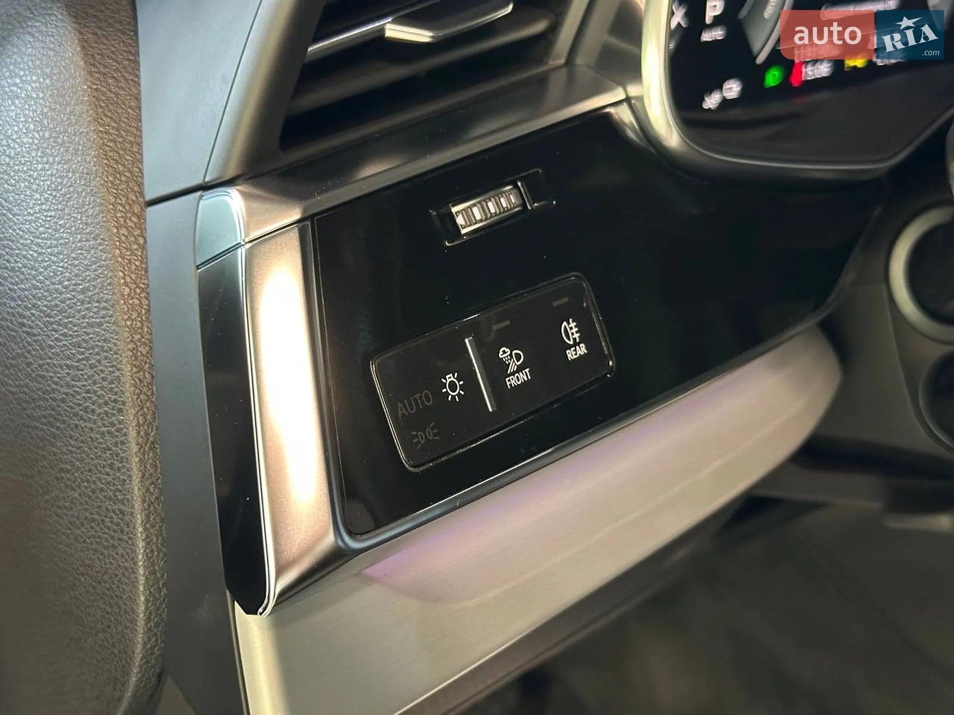 2020 Audi Q7 - мініатюра 20