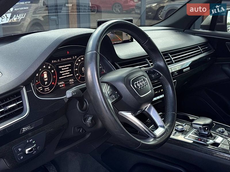 Внедорожник / Кроссовер Audi Q7 2016 в Львове
