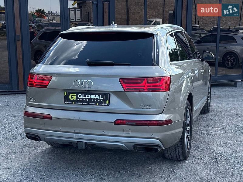 Внедорожник / Кроссовер Audi Q7 2016 в Львове