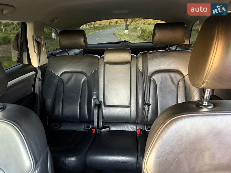 Позашляховик / Кросовер Audi Q7 2010 в Іршаві